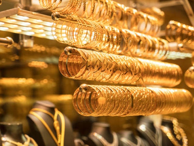 Gold prices increase by Rs2,900 across Pakistan